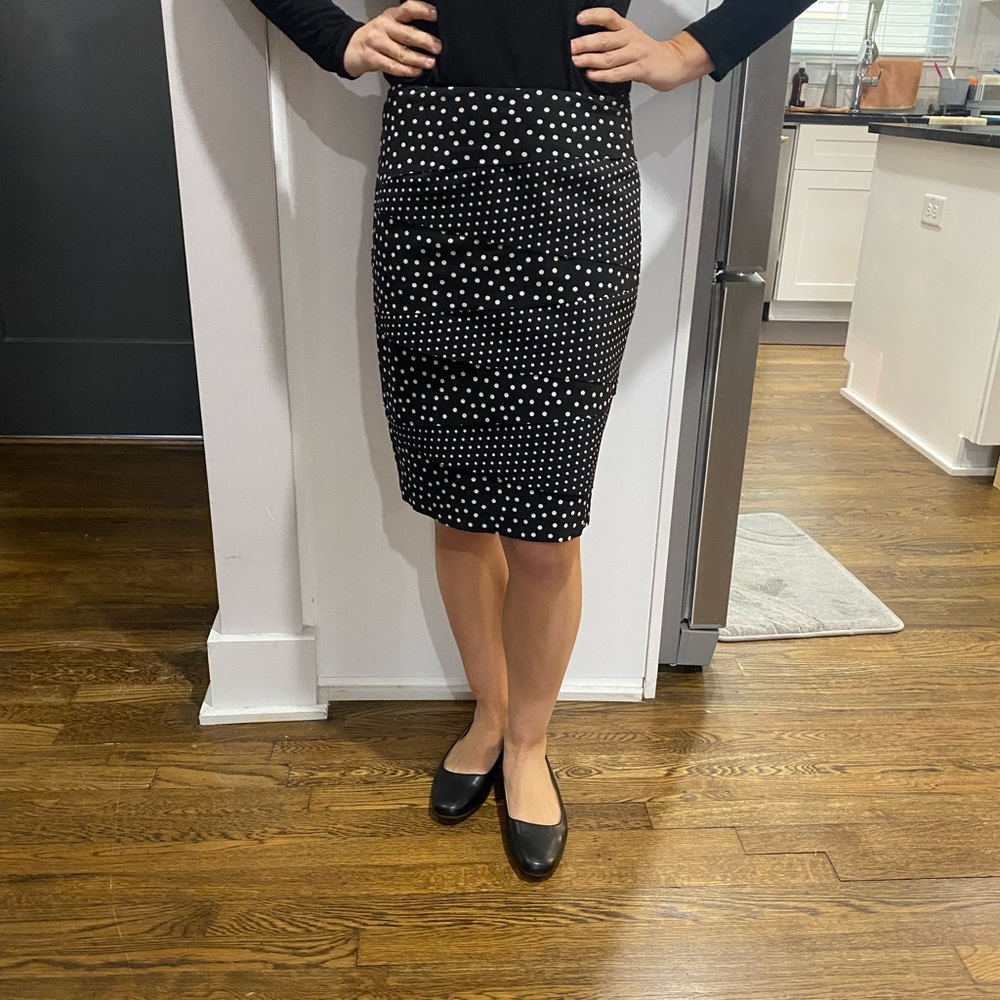 White House Black Market Black and White Polka Dot Pencil Skirt